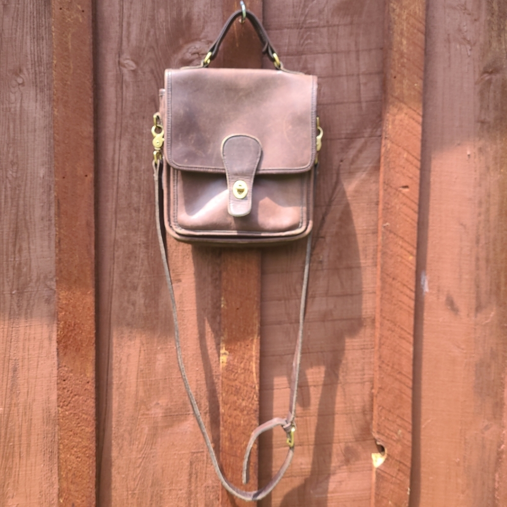 COACH Vintage Brown Leather Willis Bag No. 5130